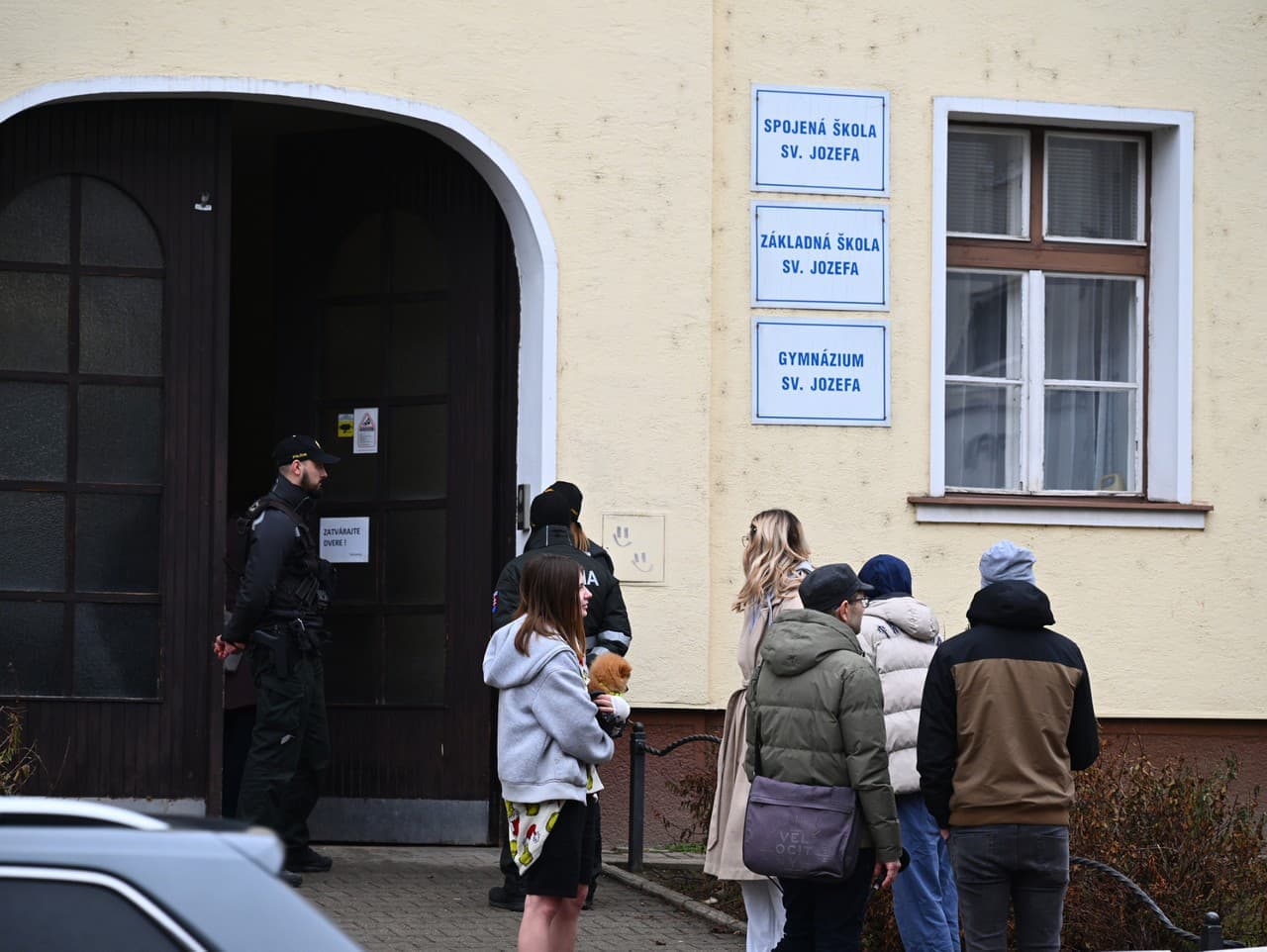 Strach a slzy: Incident v Novom Meste nad Váhom šokoval rodiny