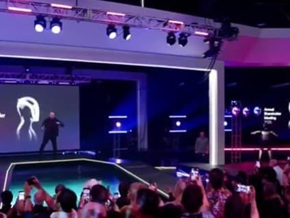 Elon Musk môže zarobiť až 878 miliárd dolárov v akciách Tesly