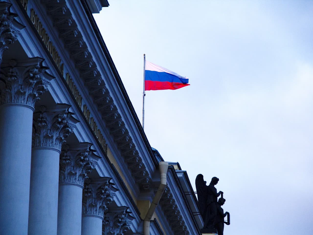 Napätie pred výročím vojny na Ukrajine: Ruský transparent v Soule