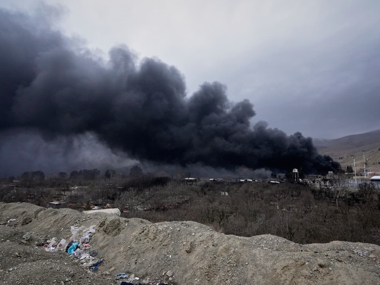 Rusko profituje z chaosu v Iráne: Ceny ropy stúpajú