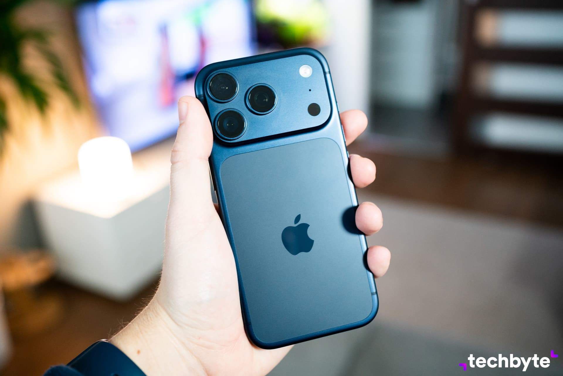 iPhone 17 Pro: Recenzia po mesiaci používania