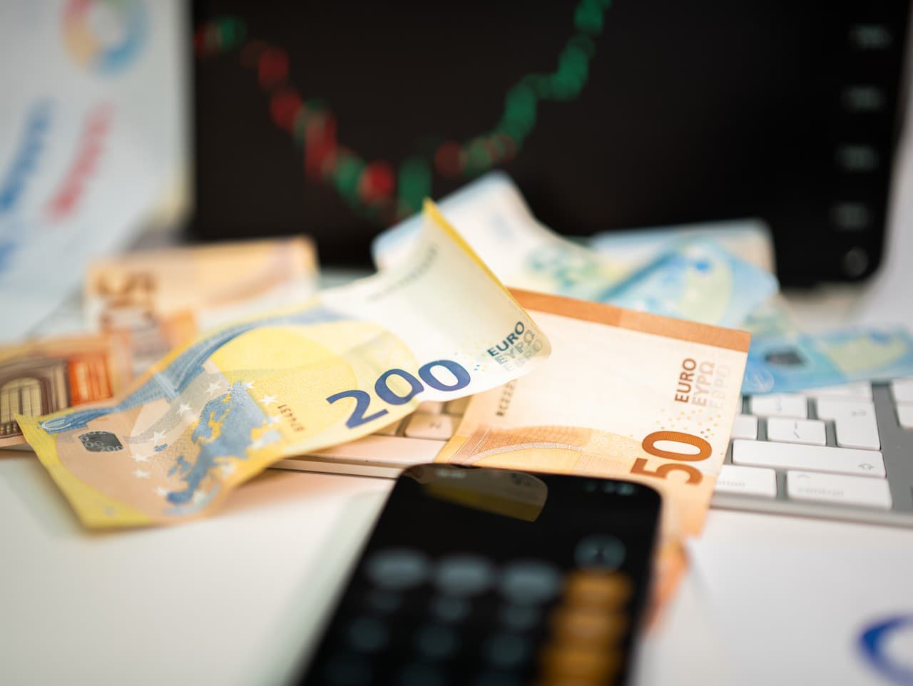 Slováci a euro: Podpora a názory na spoločnú menu