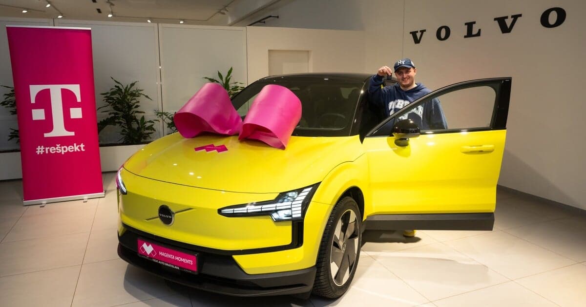 Telekom slávi úspech: Matej Cíbik vyhral Volvo EX30 v tombole