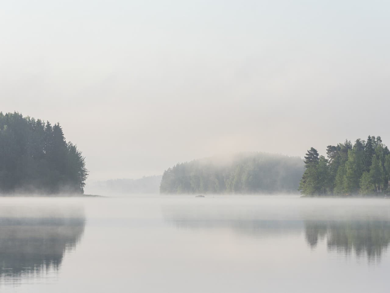 Hustá hmla pokrýva Slovensko: Meteorológovia varujú