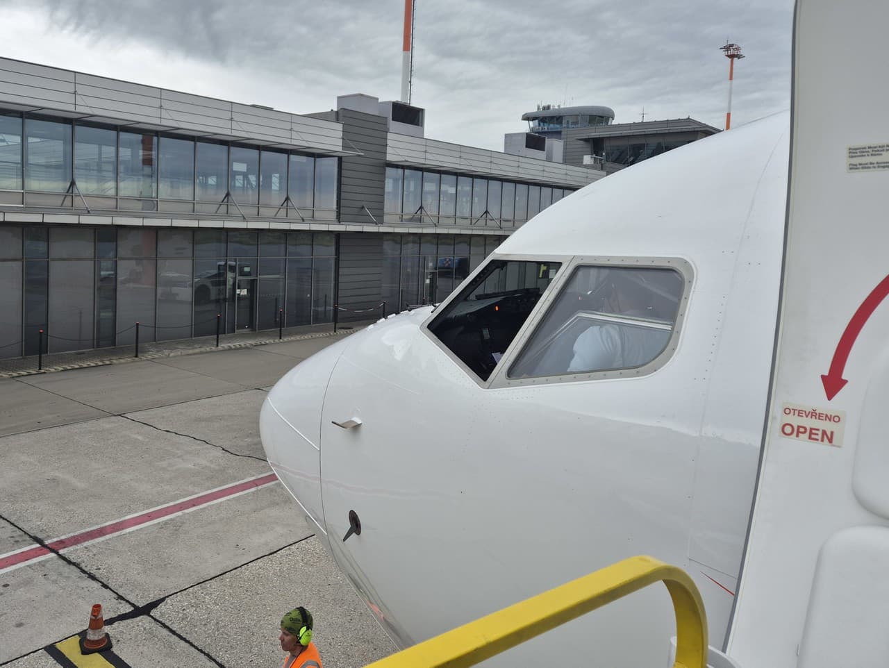 Opitý pilot pred odletom: Kanada žiada vyšetrovanie