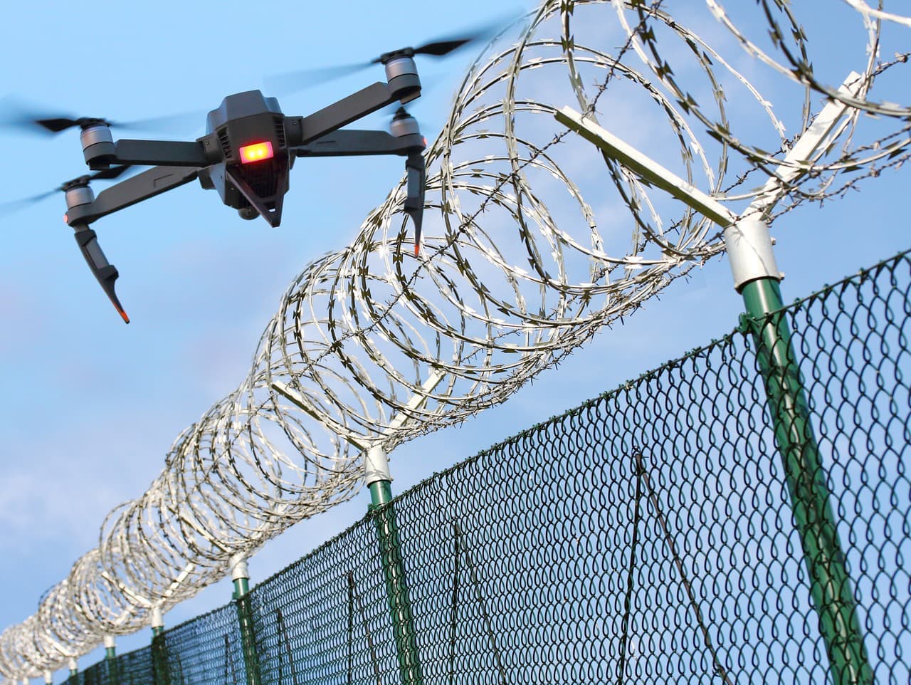 Belgicko čelí hrozbe: Drony nad vojenskou základňou Kleine-Brogel