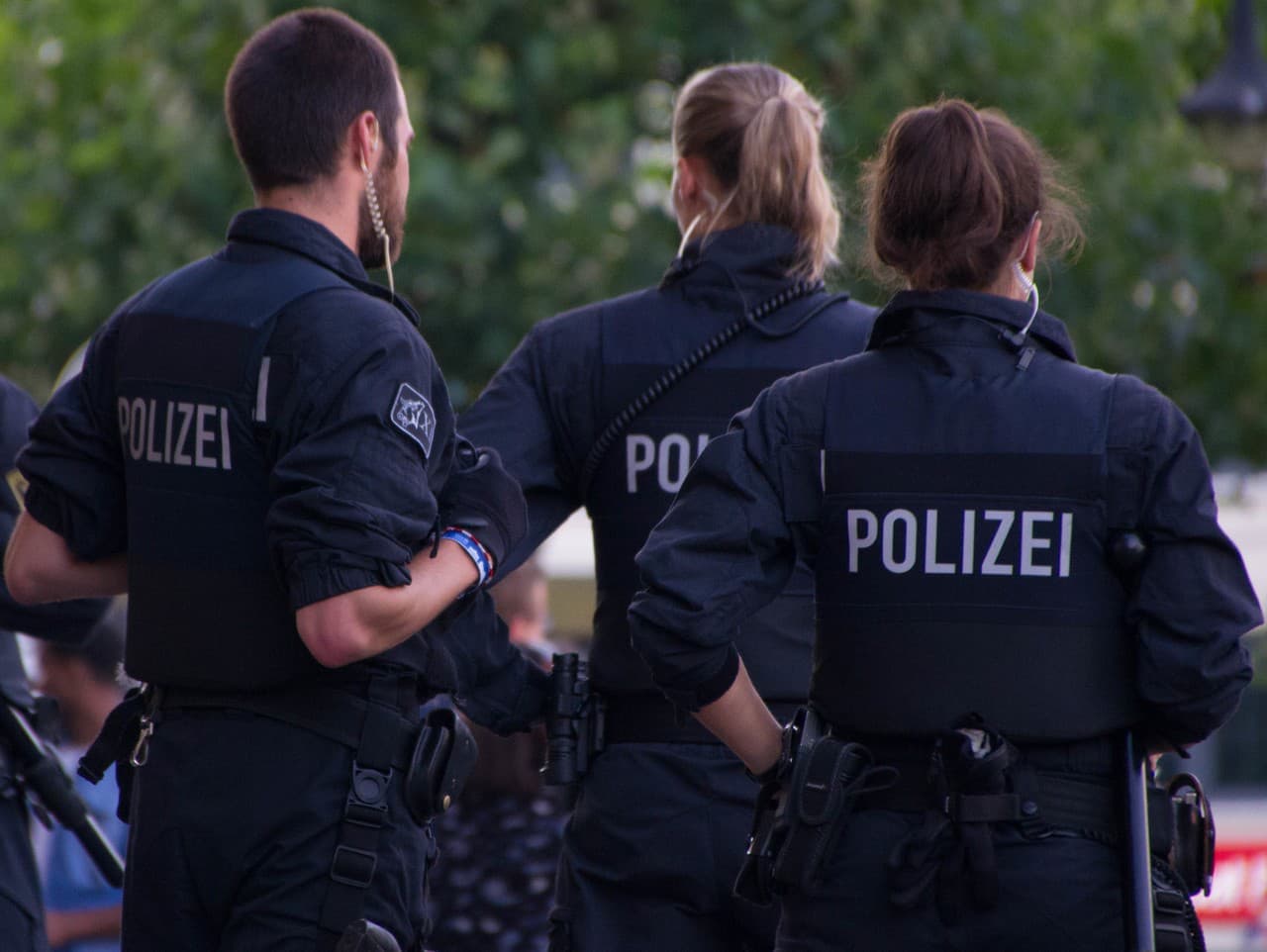 Nemecká polícia zadržala podozrivého z verbovania pre Islamský štát