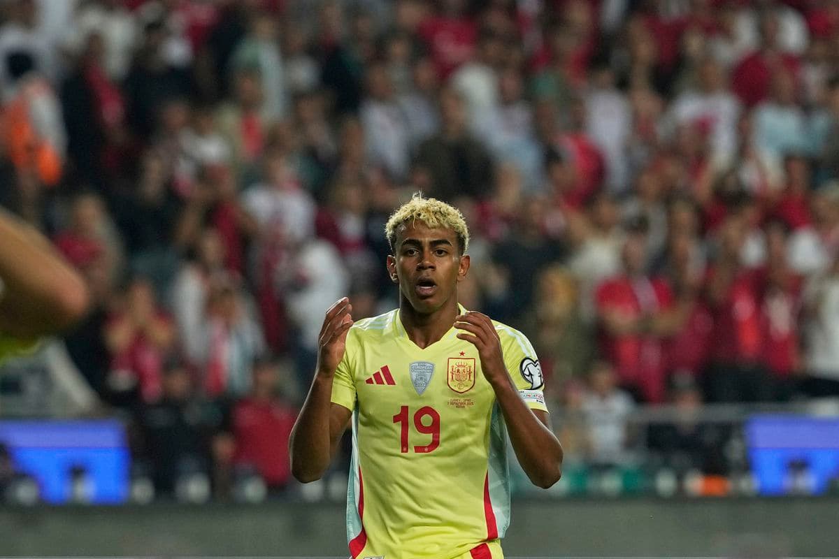 Španielska reprezentácia uvoľnila Lamina Yamala zo zrazu