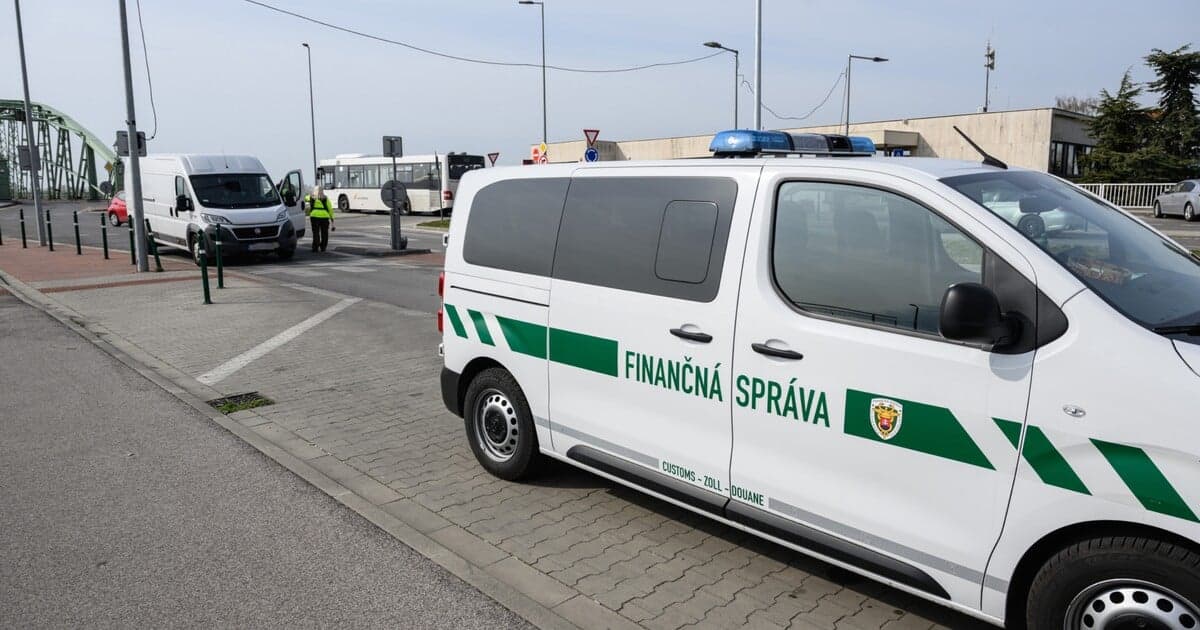 Finančná správa predlžuje otváracie hodiny pre daňovníkov