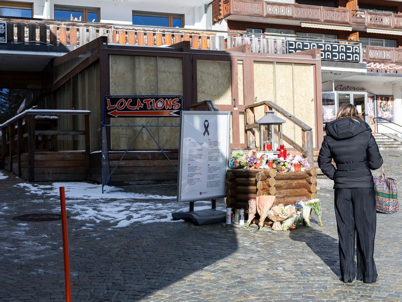 Vyšetrovanie smrteľného požiaru v Crans-Montane sa rozširuje