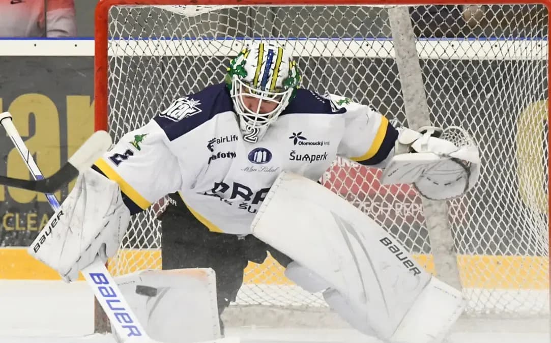 Brankár Sejpal prekvapil gólom cez celé klzisko v druhej lige