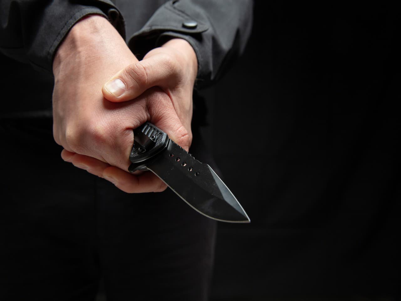 Bodnutie ženy v Gemerskej Hôrke: Podozrivá osoba zadržaná