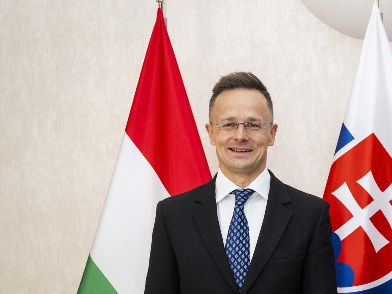 Napätie na proteste proti Benešovým dekrétom v Bratislave