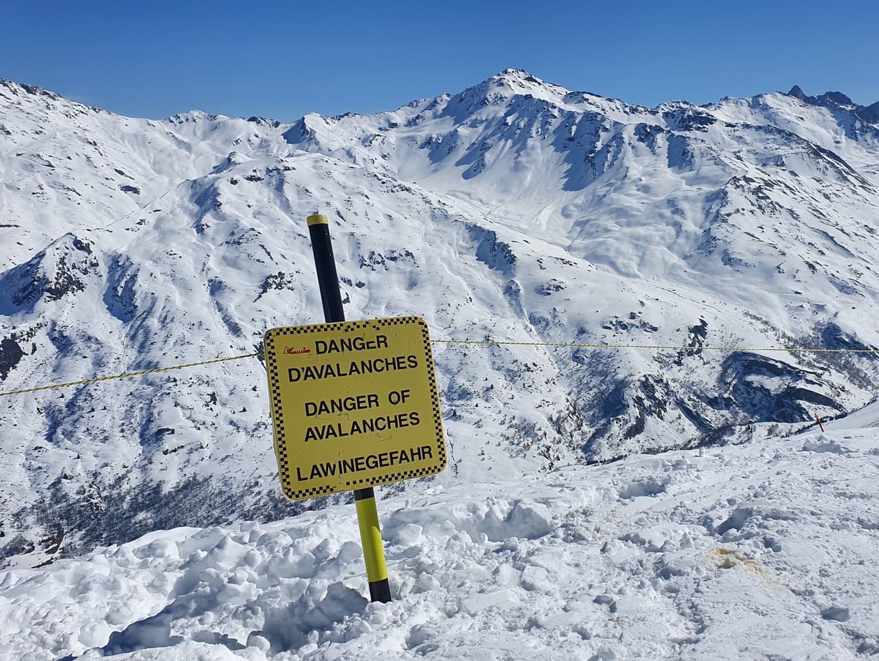 Tragédia v Alpách: Lavíny si vyžiadali ďalšie obete