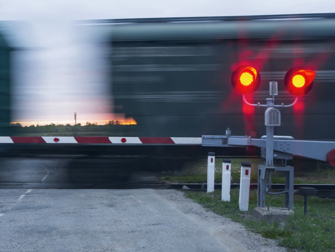 Tragická nehoda na železničnom priecestí v Pečovskej Novej Vsi