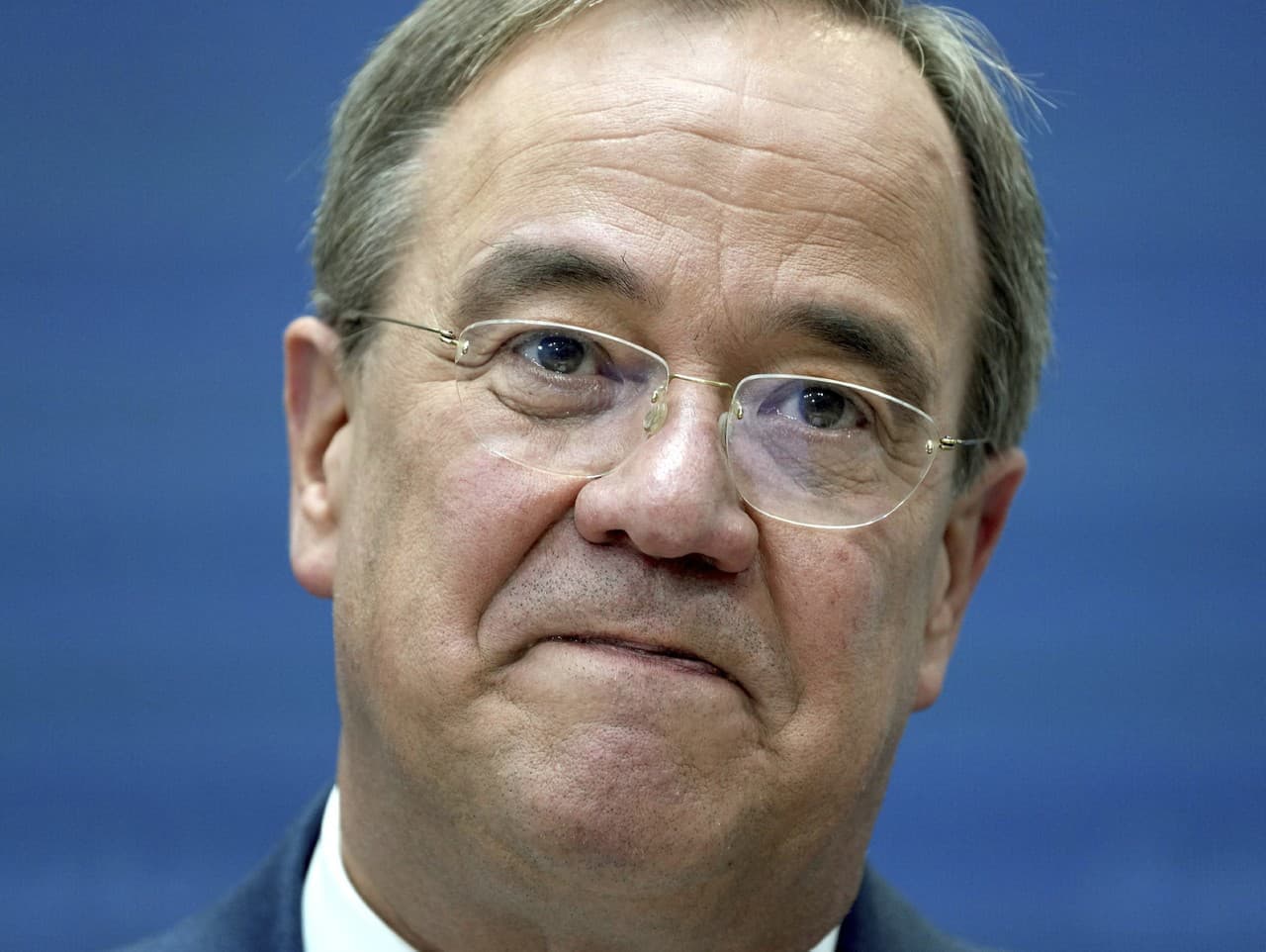 Laschet varuje: Bez USA je Európa bezbranná