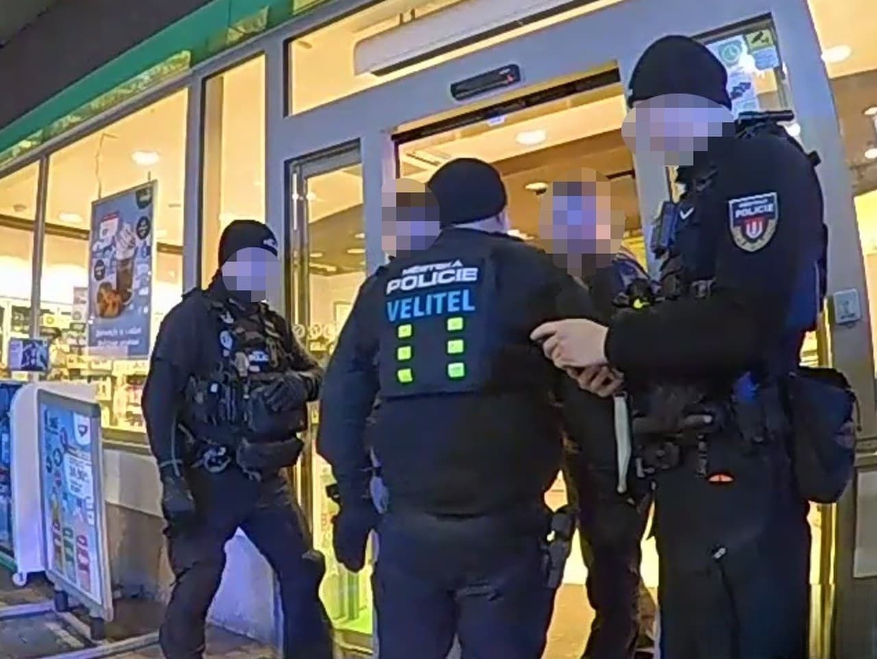 Bizarre incident at gas station: Whispering man and falling woman