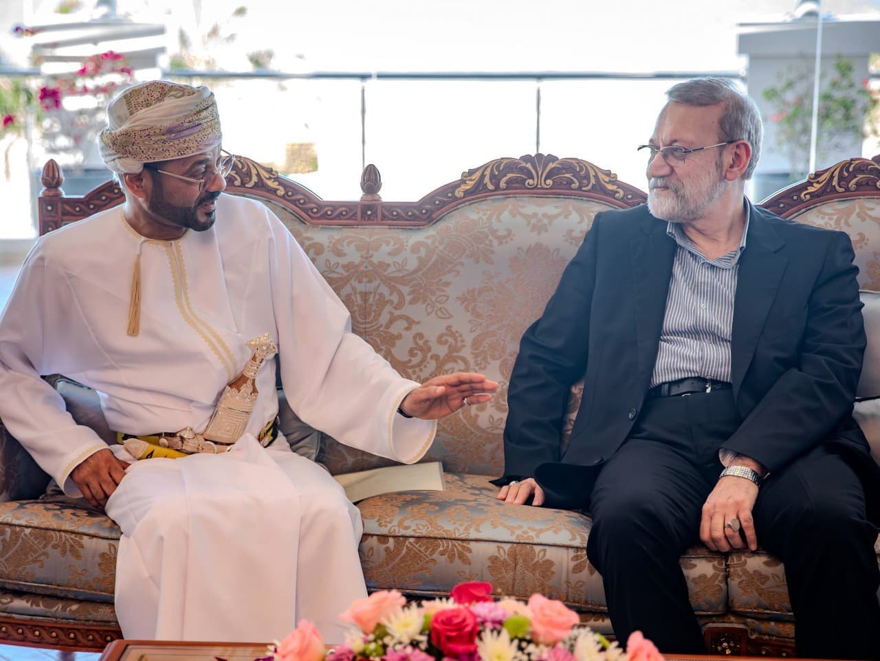 Ománsky sultán a iránsky tajomník rokovali o USA
