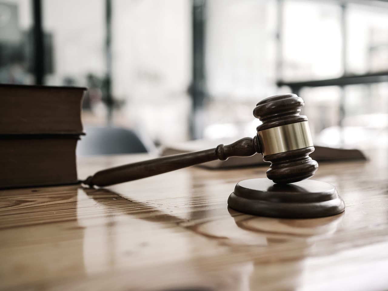 Útok v obchodnom centre: Páchateľ čelí obvineniu z pokusu o vraždu