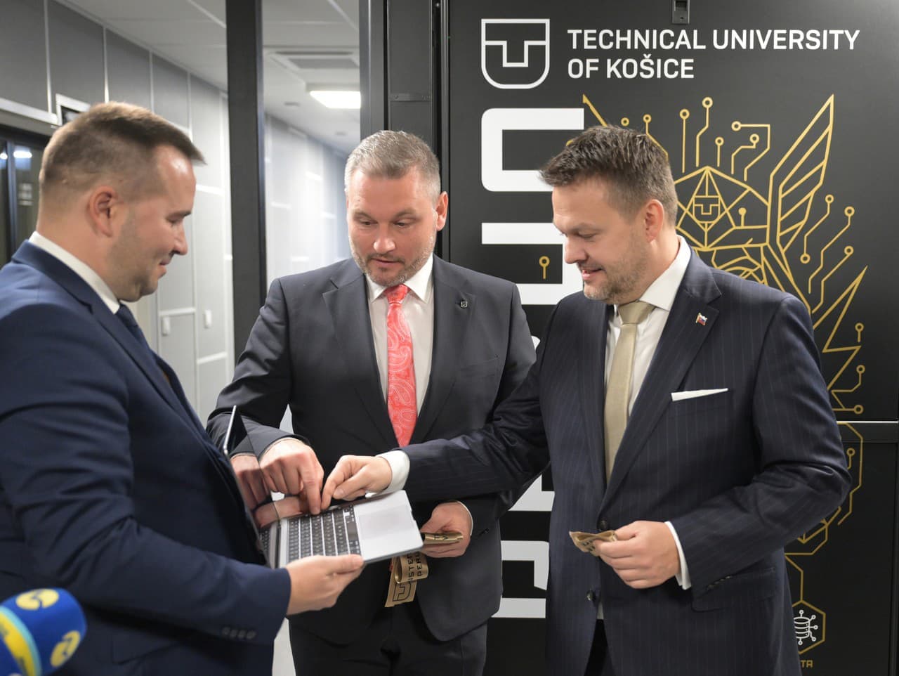 Na Technickej univerzite v Košiciach spustili superpočítač Perun