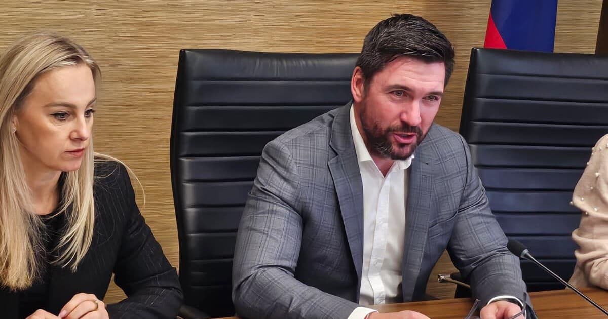 Minister Takáč varuje premiéra Fica pred cestou na Ukrajinu