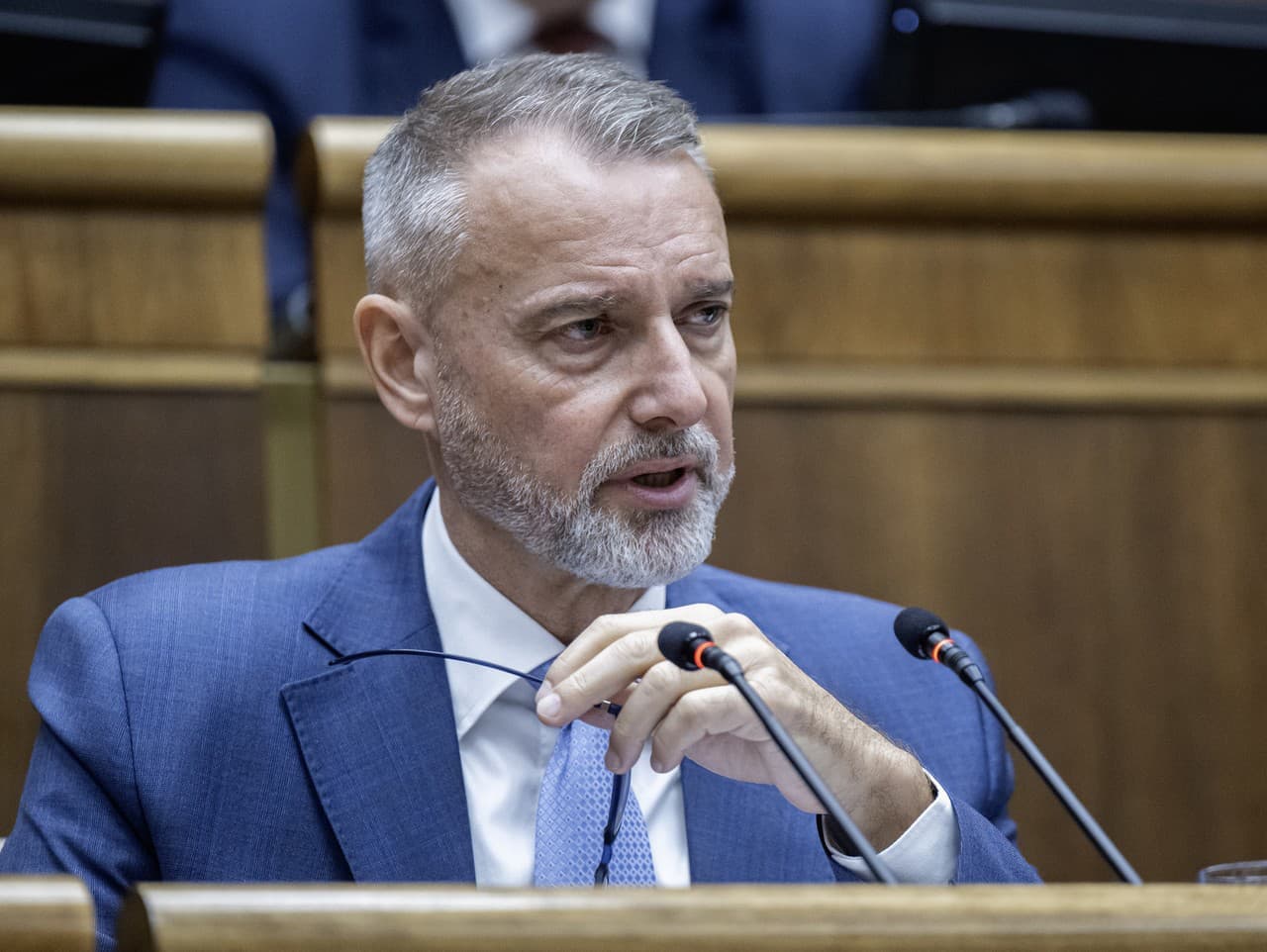 Bezpečnosť na cestách: Raši odmieta finančné motivácie novely zákona