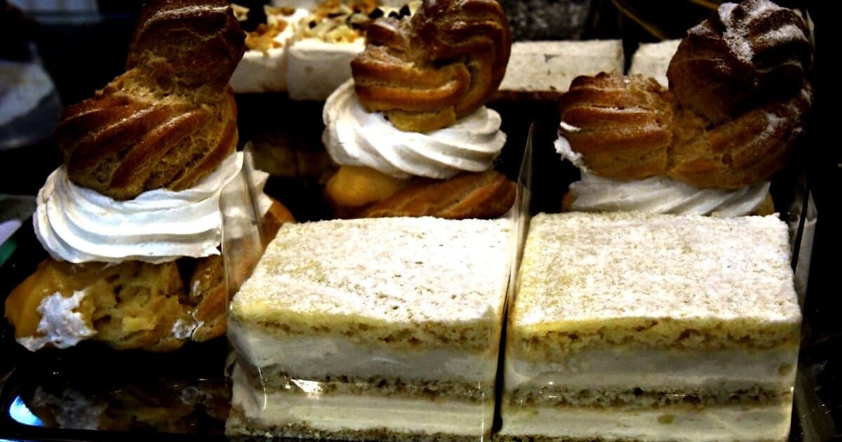 Predaj domácich zákuskov cez Facebook: Inšpektori odhalili podvodníka