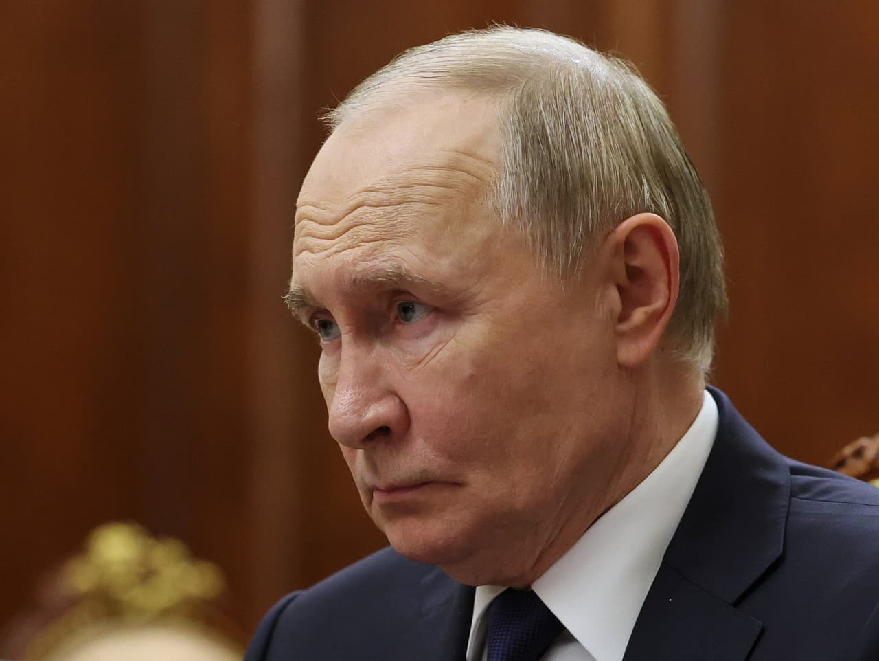 Putin schválil zákon o odmietaní zahraničných rozsudkov