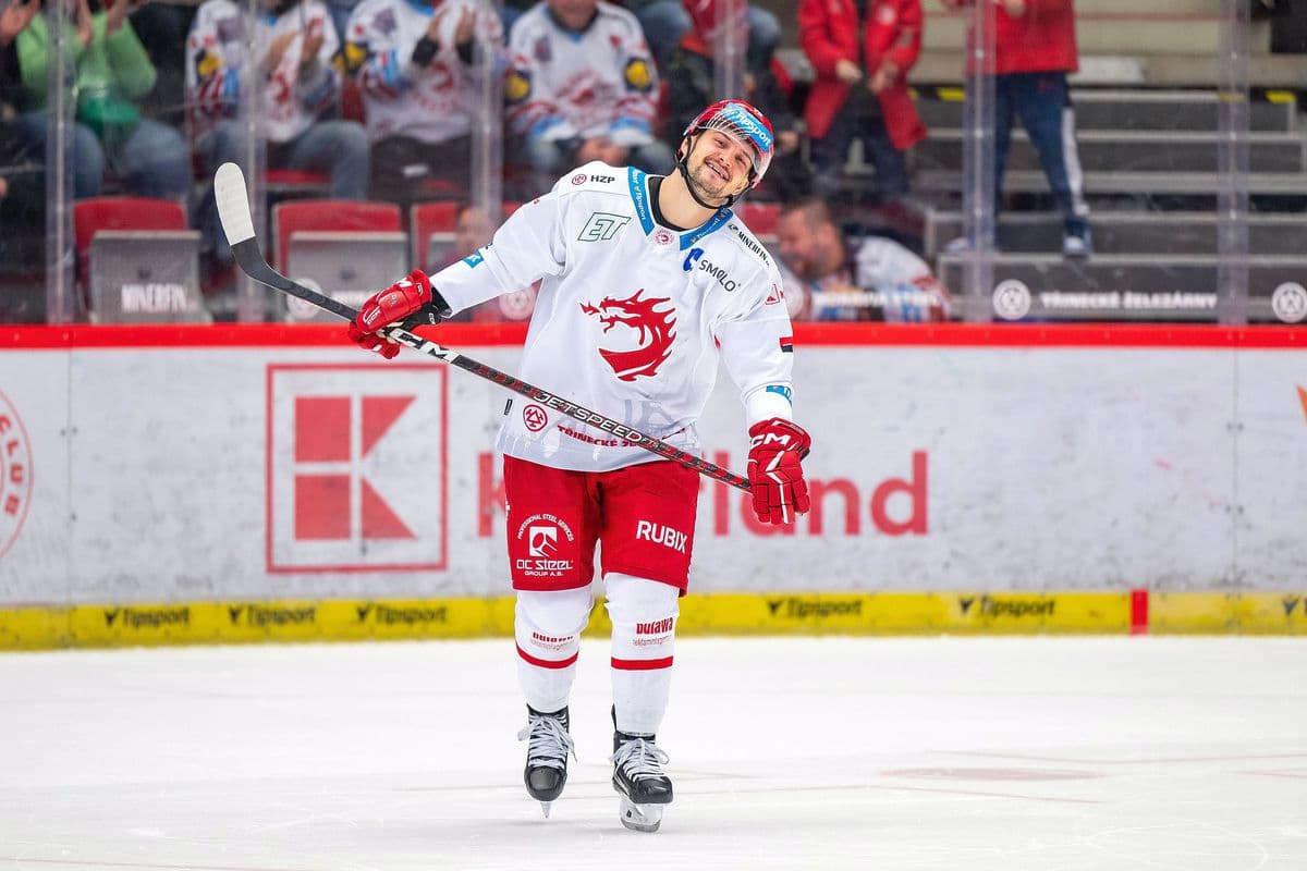 Třinec opäť sklamal, Hudáček sa presadil asistenciou