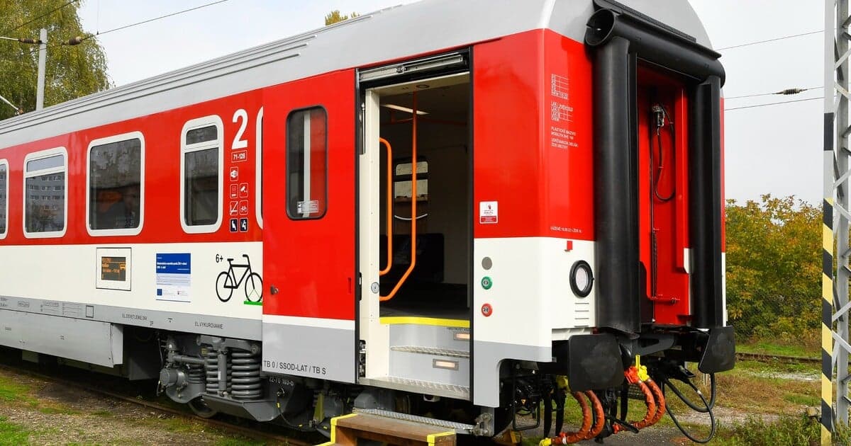 Brutálny útok vo vlaku: Mladíci napadli 17-ročnú Sofiu a jej partnera