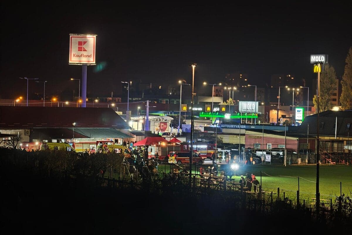 Opozícia kritizuje vládu za zastarané železničné systémy