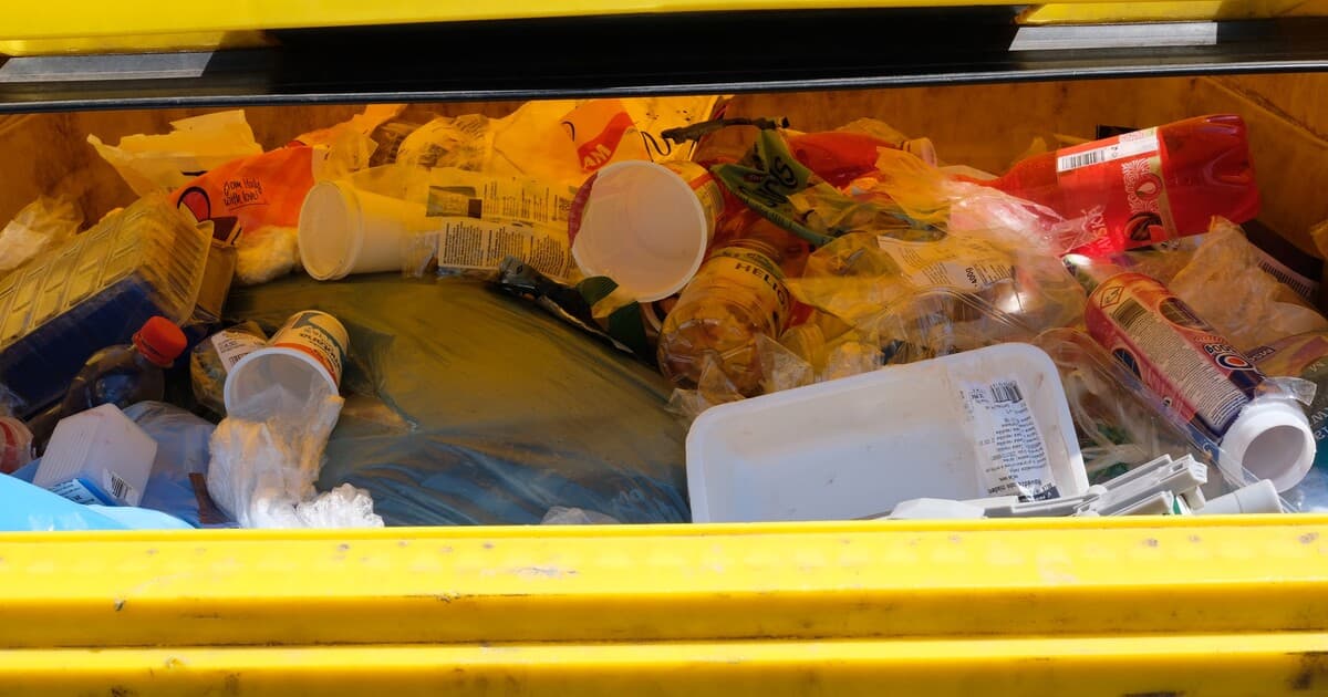 Mikroplasty a ich vplyv na zdravie mozgu: Nové varovanie vedcov