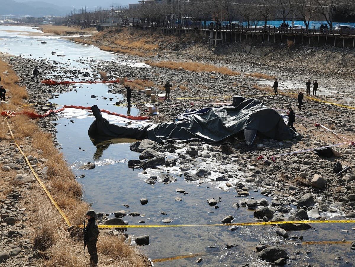 Tragédia v Južnej Kórei: Pri páde vrtuľníka zahynuli dvaja vojaci