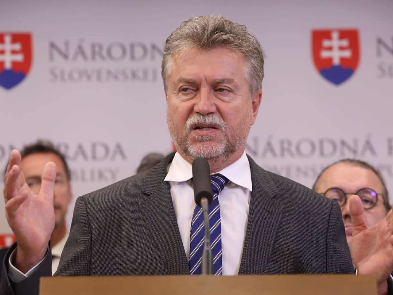 KDH kritizuje vládu za energopomoc: Neadresná a drahá pomoc