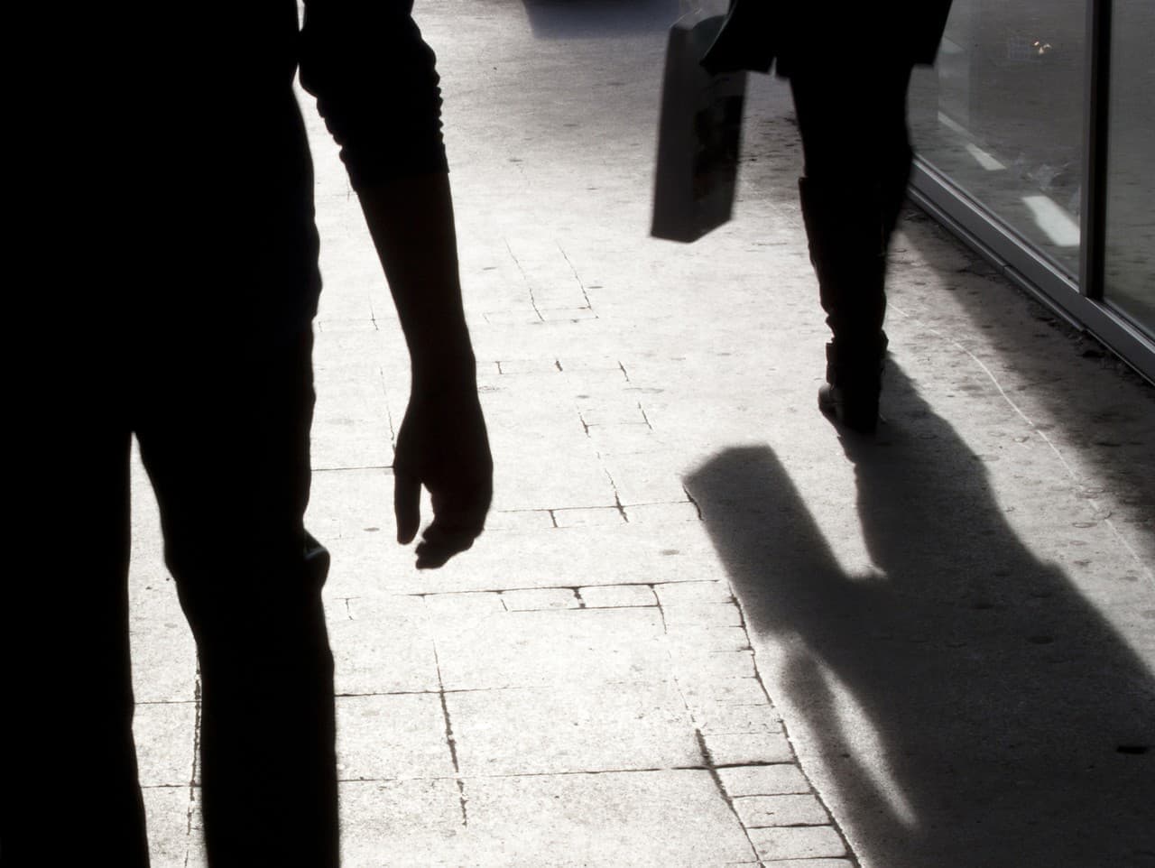 Policajt v Bratislave zadržal dvojicu páchateľov pokusu o krádež