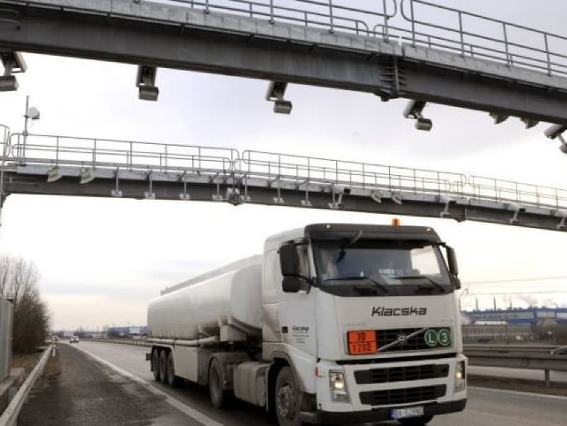 Diaľničiari pripravujú nový mýtny systém na rok 2026