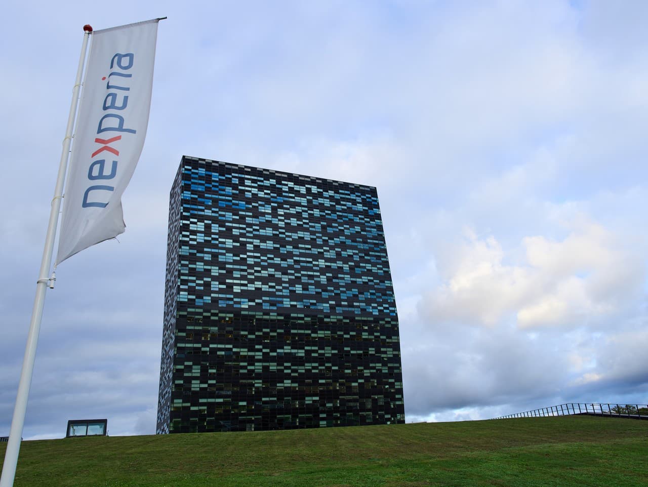 Čína kritizuje Holandsko za zasahovanie do Nexperie