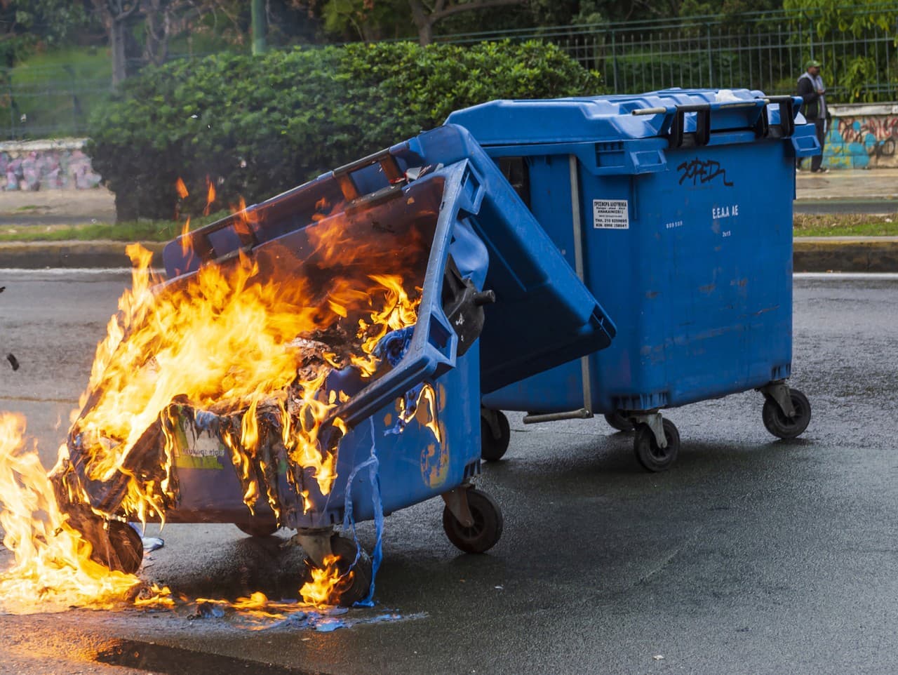 Nočný požiar v Ružinove: Škoda 34.000 eur, bez zranení