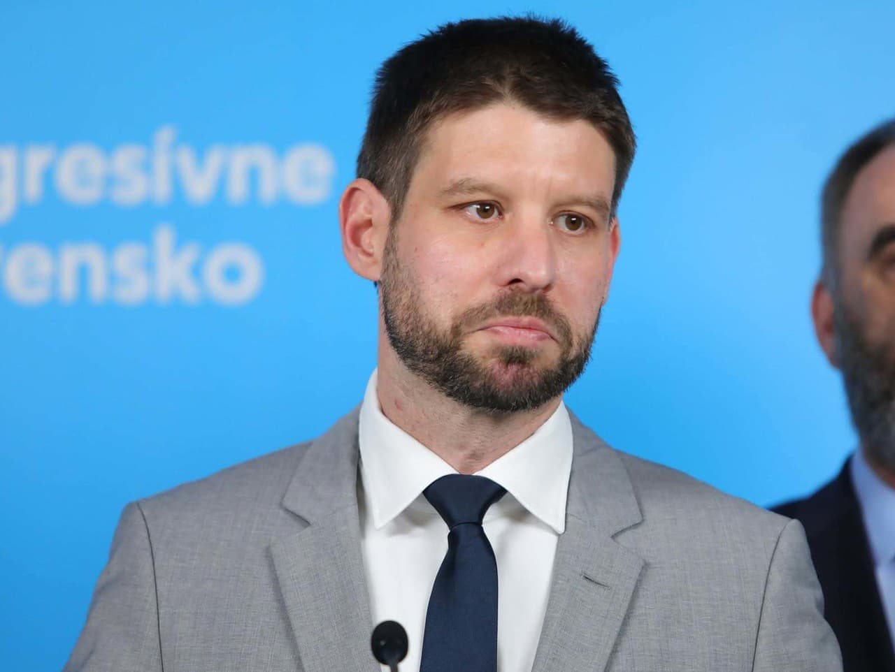 Premiér Fico a izolácia Slovenska v EÚ: Šimečka kritizuje