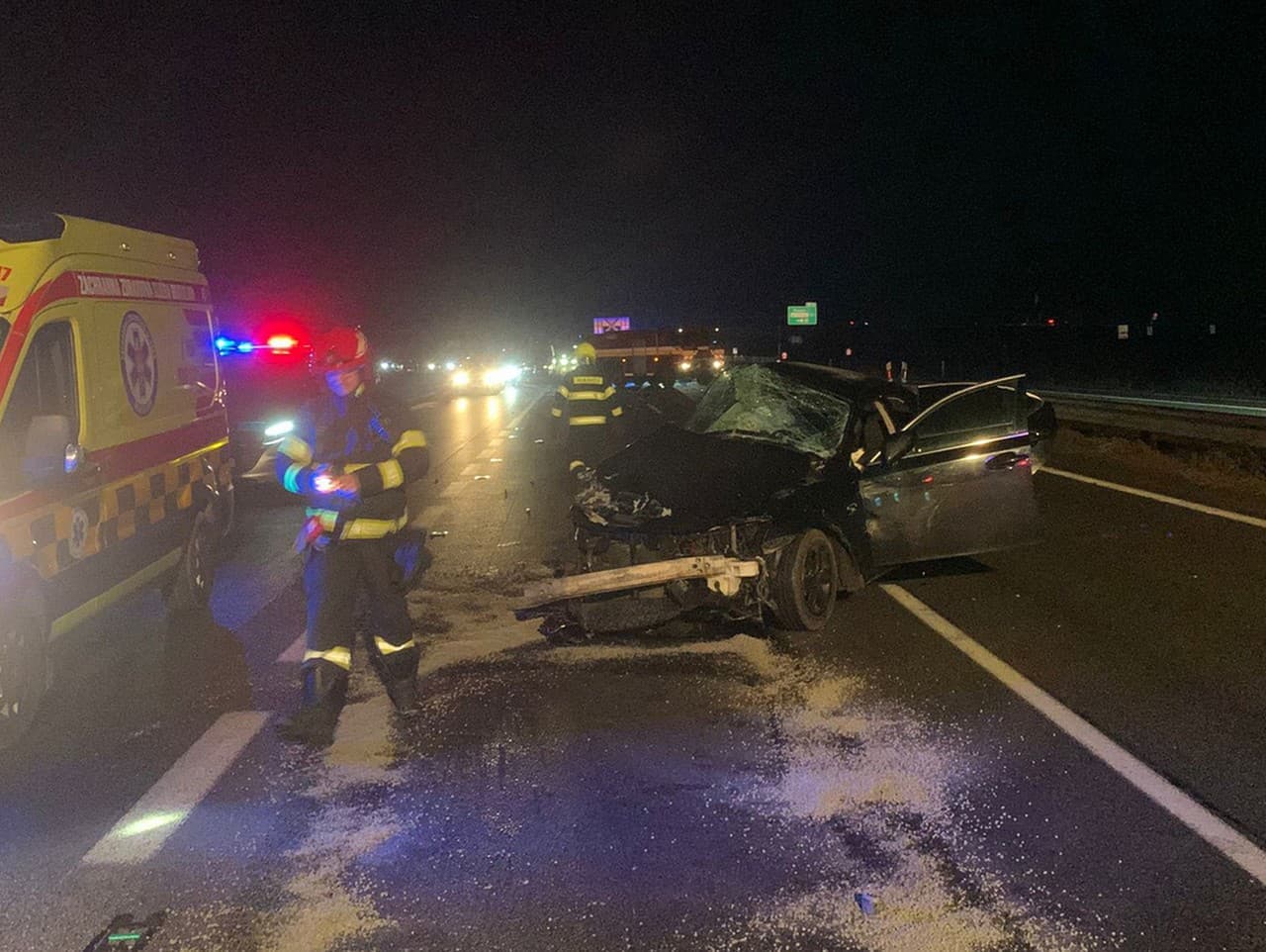 Vážna nehoda na diaľnici D2: Traja zranení a odklon dopravy