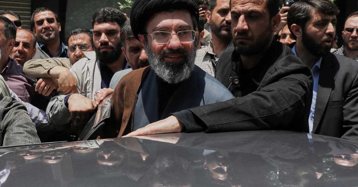 Nový iránsky vodca vyzval na zatvorenie amerických základní