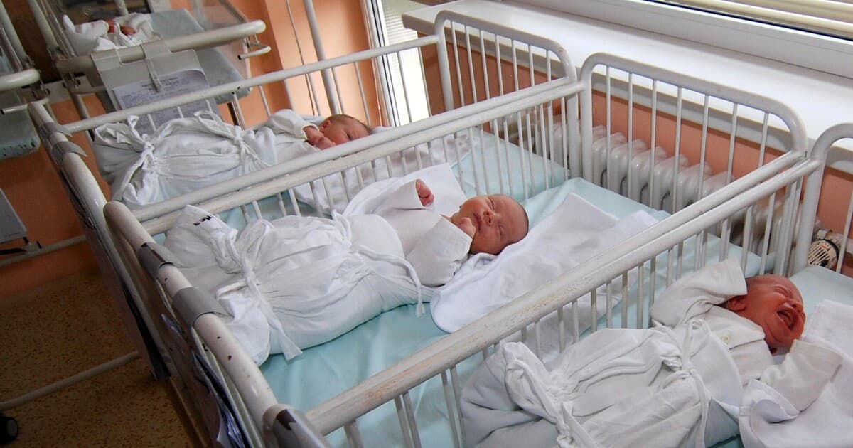 Netradičné mená detí na Slovensku: Snehulienka a Dior Deluxe