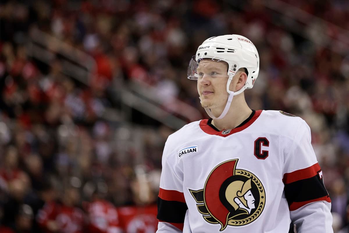 Brady Tkachuk sa vracia na ľad po zranení, čaká ho zápas v St. Louis
