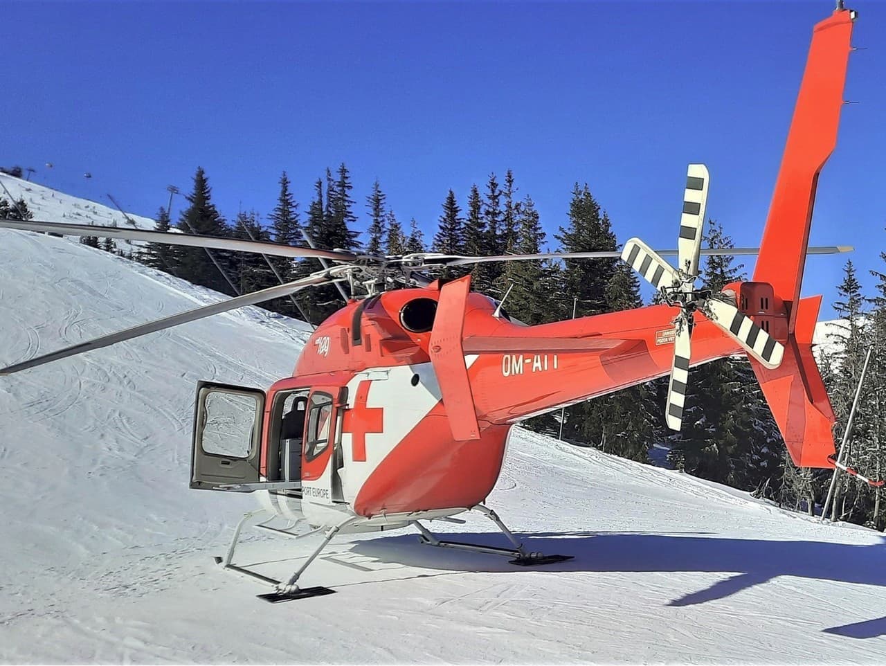 Tragédie v Alpách: Pri lyžovaní zomreli traja ľudia