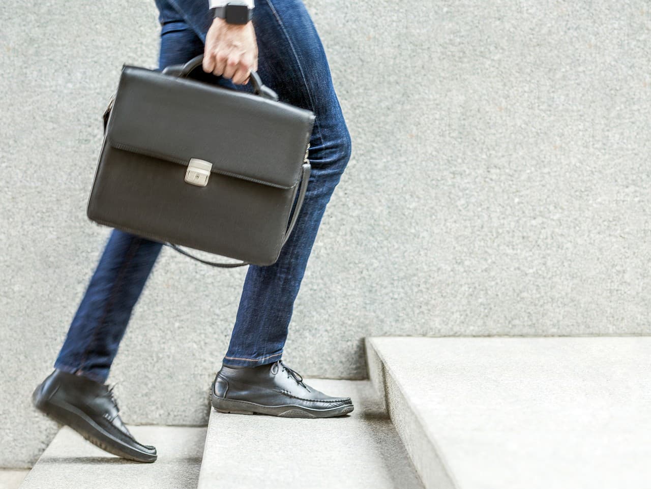 Marek Eštok na politických konzultáciách v Ománe