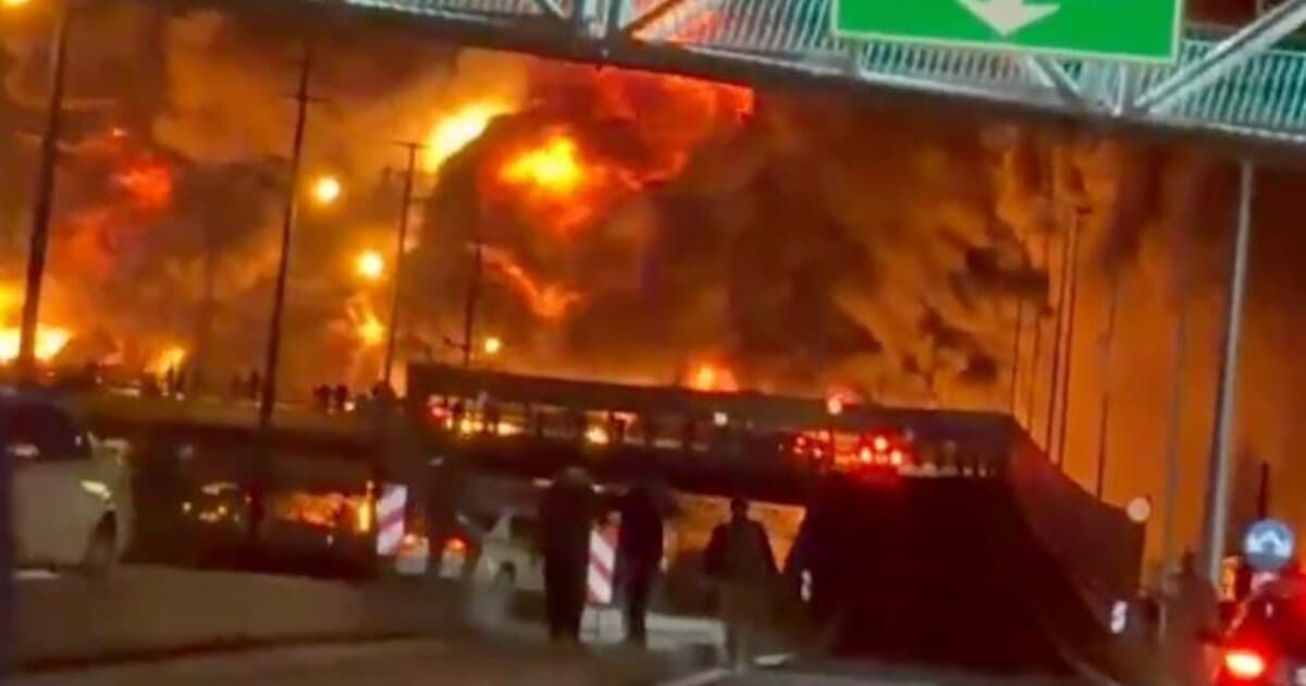 Útoky USA a Izraela na ropné zariadenia v Iráne: Požiar uhasený