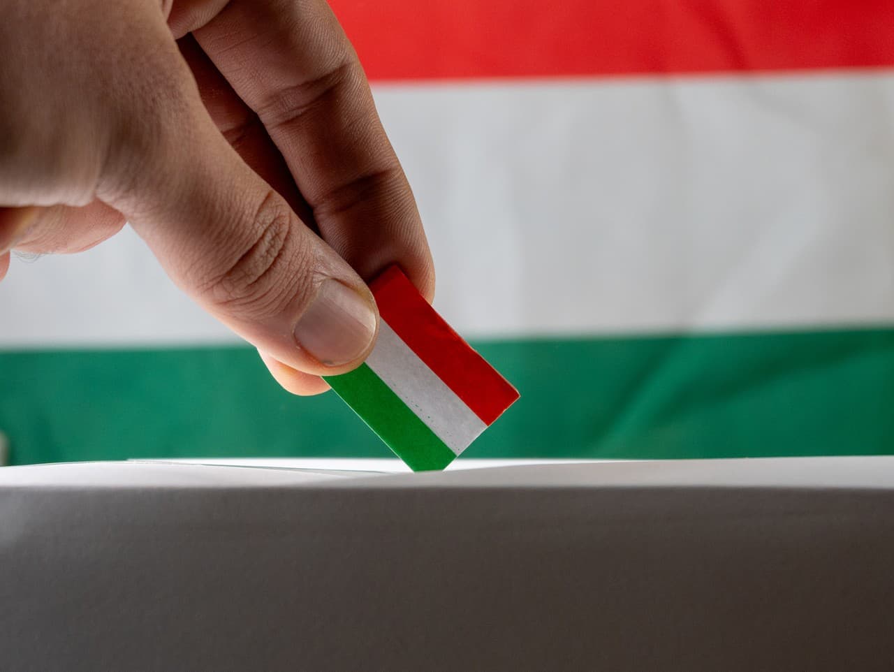 Maďarsko odštartovalo kampaň pred parlamentnými voľbami 2026