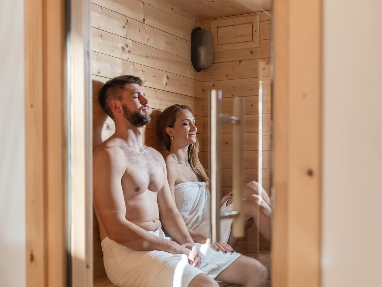 Dramatická pasca v saune: Trojica uviazla v rozžeravenej miestnosti