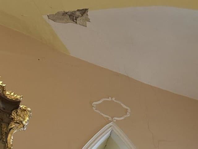 Zemetrasenie poškodilo historický kostol pri Šamoríne