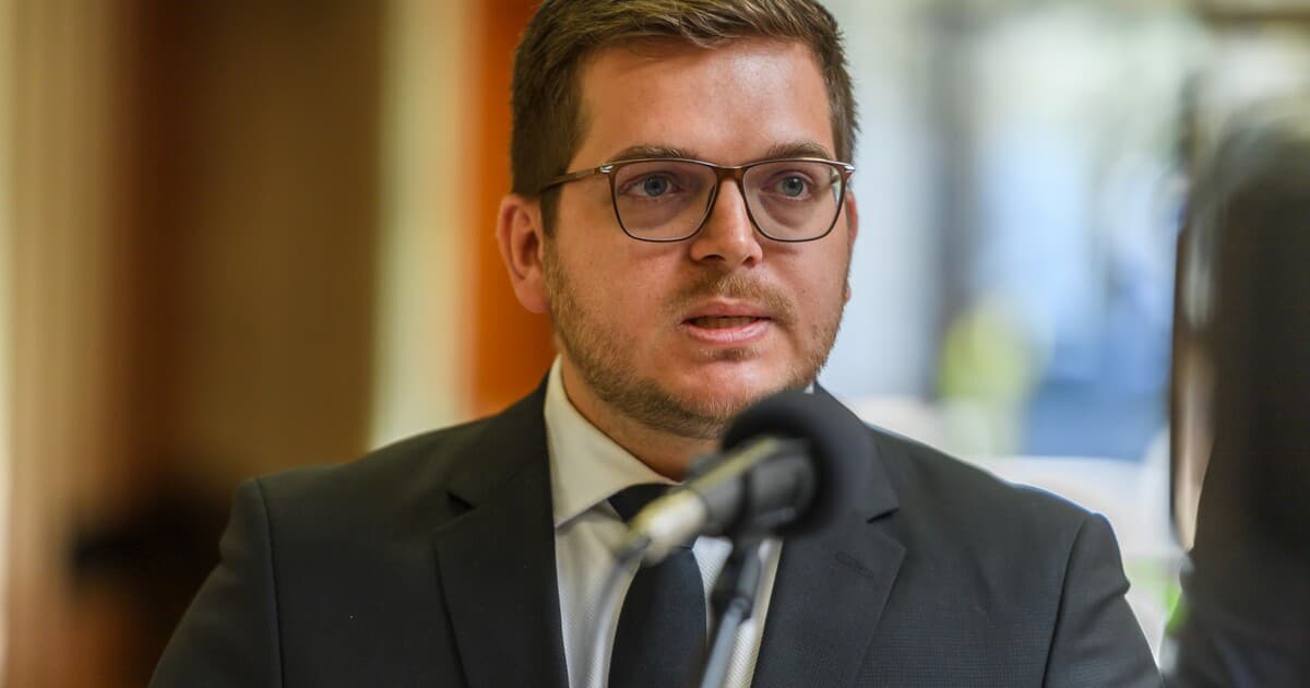 Kontroverzné vyjadrenie štátneho tajomníka obrany pobúrilo Slovákov